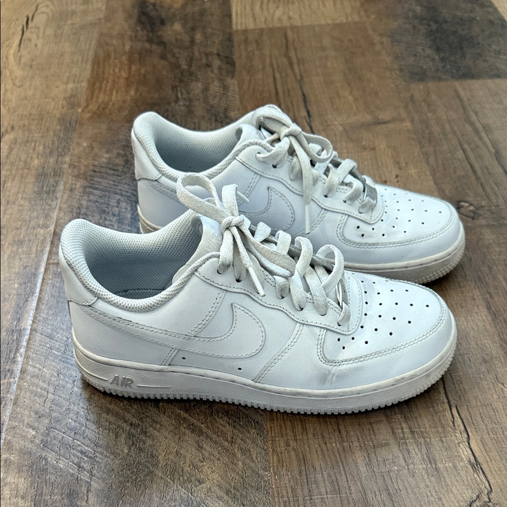 Nike White Air Force One Sneakers Size 7 women’s